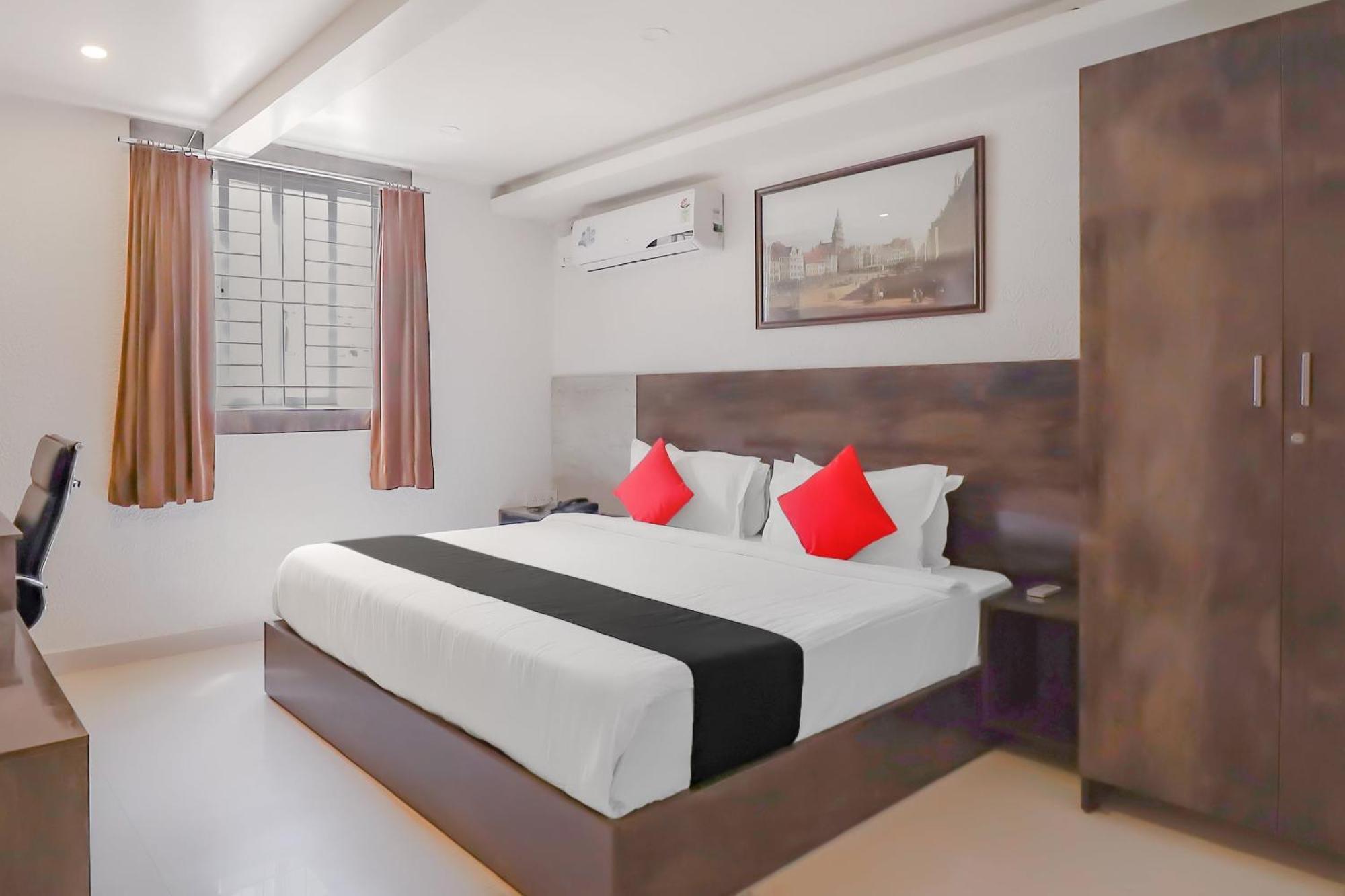 แคปปิตัล โอ 79546 โฮเทล รอยัล กาแล็กซี Hotel บังกาลอร์ ภายนอก รูปภาพ