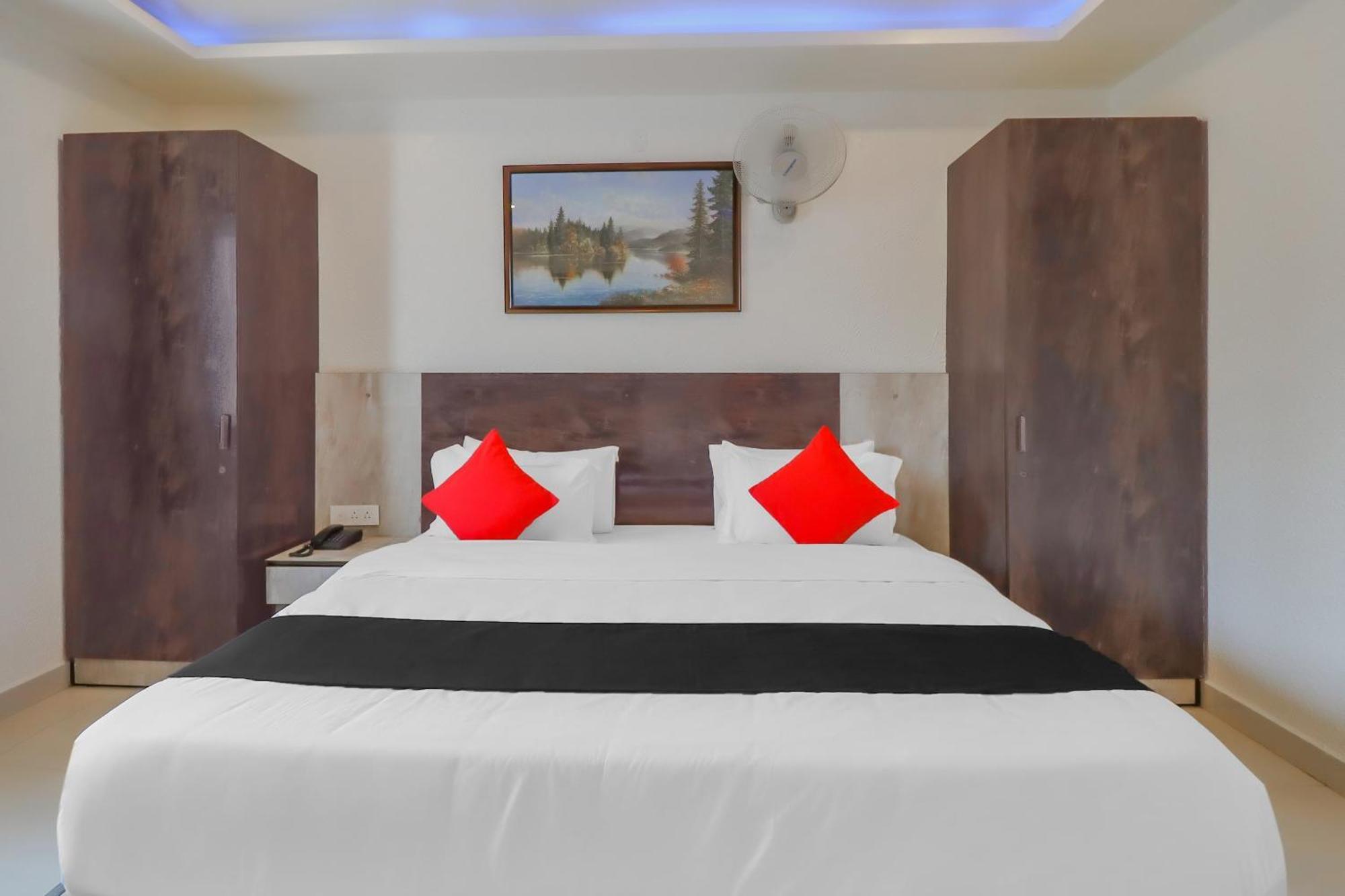 แคปปิตัล โอ 79546 โฮเทล รอยัล กาแล็กซี Hotel บังกาลอร์ ภายนอก รูปภาพ